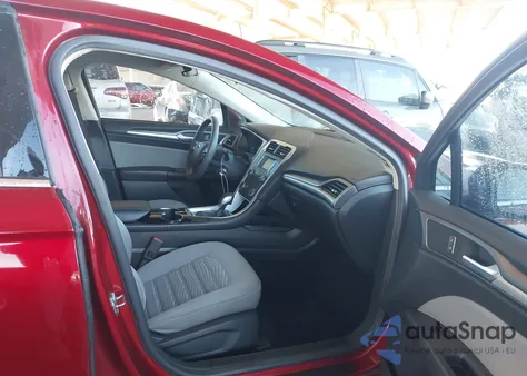 2016 Ford Fusion S из США, поврежденный, VIN 3FA6P0G73GR305369